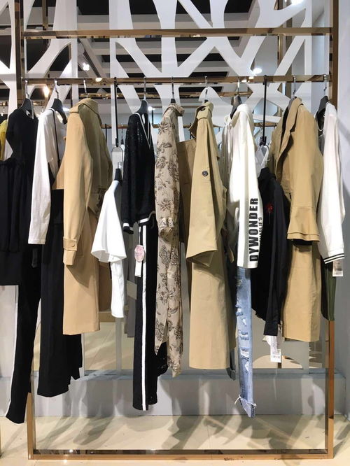 18夏装散挑分份 品牌折扣女装批发新趋势